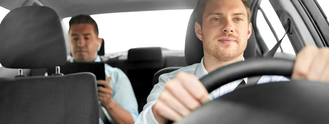 Kamera i taxi for sjåførens sikkerhet – hva finnes og hva er lov?