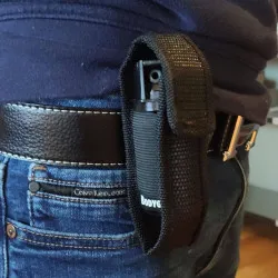 Taske for forsvarsspray