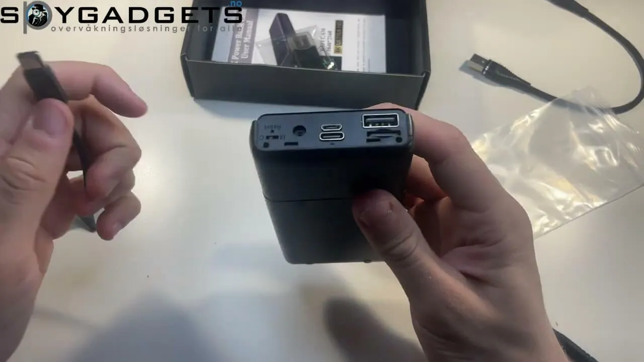 thumbnail for youtube videoen til produktpresentasjon på skjult kamera i powerbank